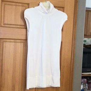 Kenneth Cole tunic mock t-neck SM